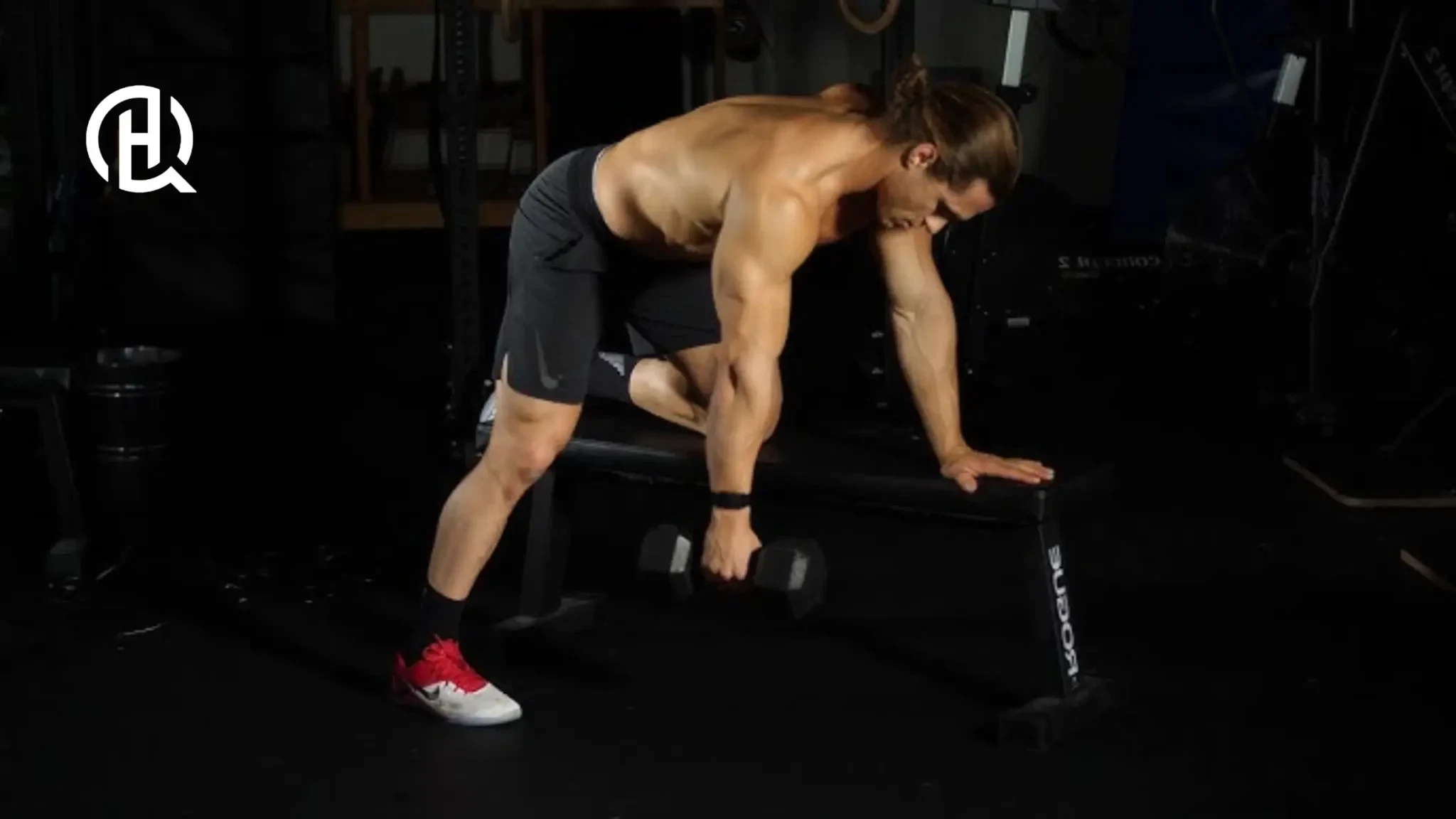 Pausing at the top position during the row
